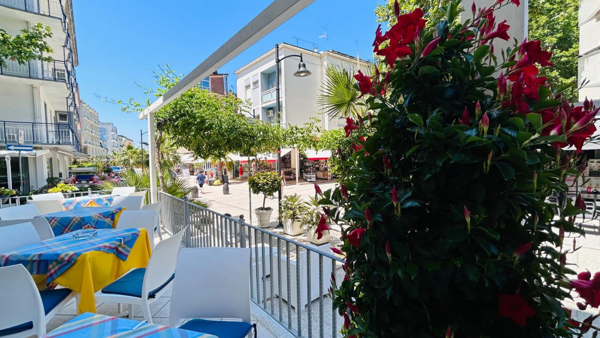 Hotel Sorriso Католика Екстериор снимка